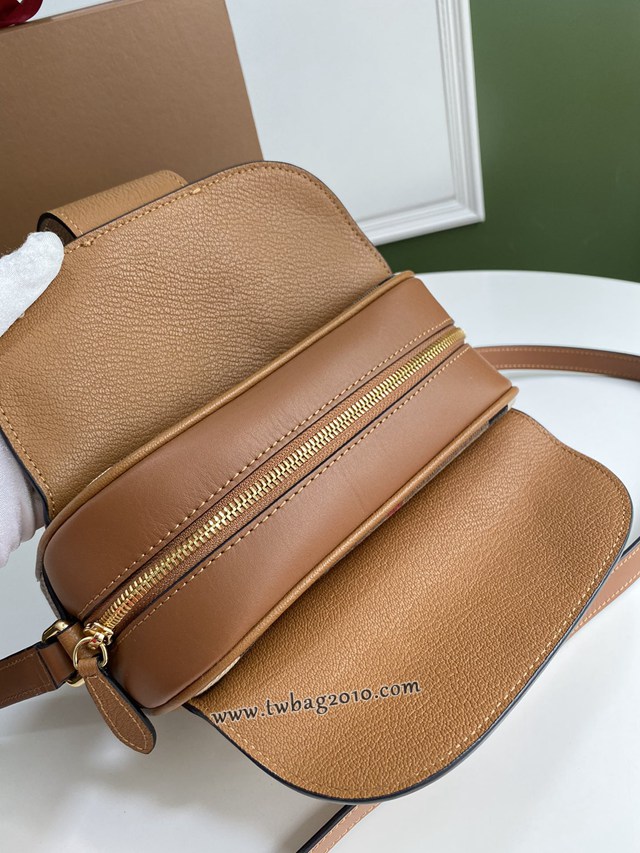 Burberry專門店新款搭扣包 巴寶莉粒紋皮革單肩斜挎女包 yxb1274